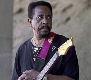 SMRT SI ŘÍKÁ ROCK'N'ROLL: Ike Turner (56.)